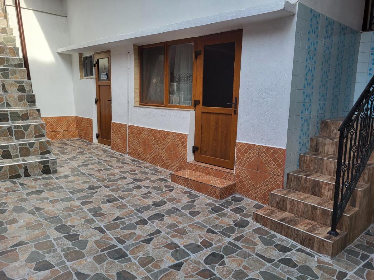 Casa De Vacanta Danube Moldova Noua Exterior foto